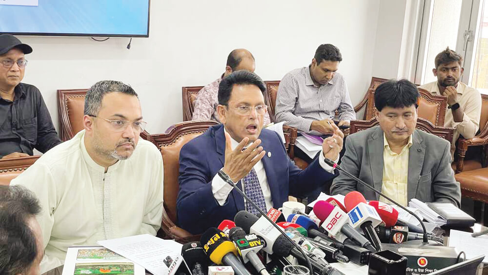ডিসেম্বরেই এসএসসি পরীক্ষা অনুষ্ঠিত হবে, এ বিষয়ে শিক্ষামন্ত্রীর বক্তব্য সুস্পষ্ট।