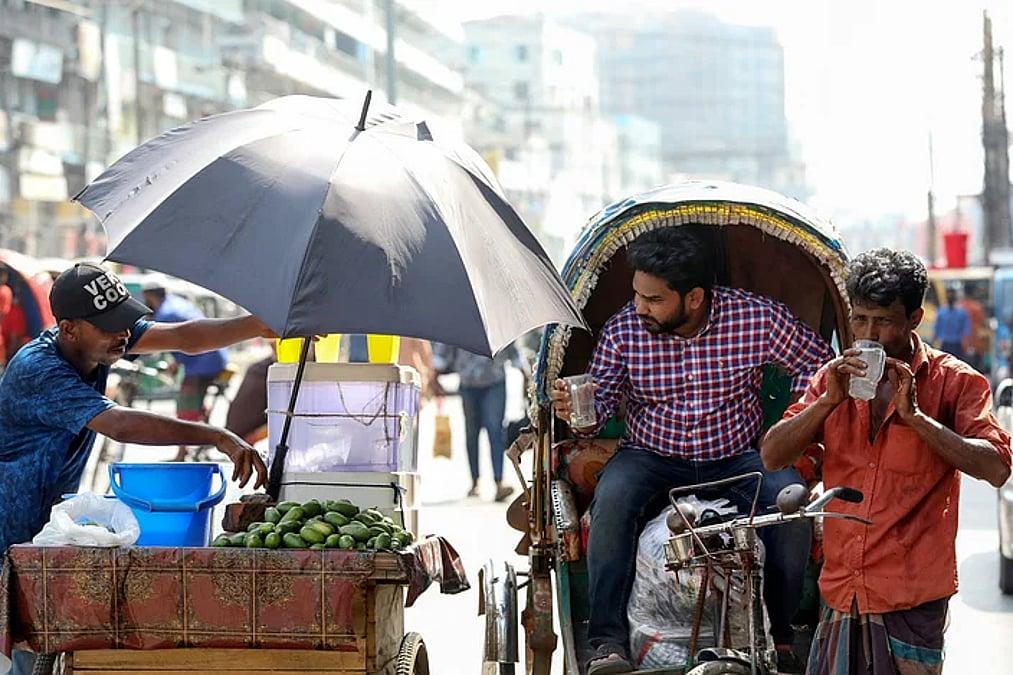 তীব্র গরম ও কালবৈশাখীর শঙ্কা: অস্বস্তিতে জনজীবন
